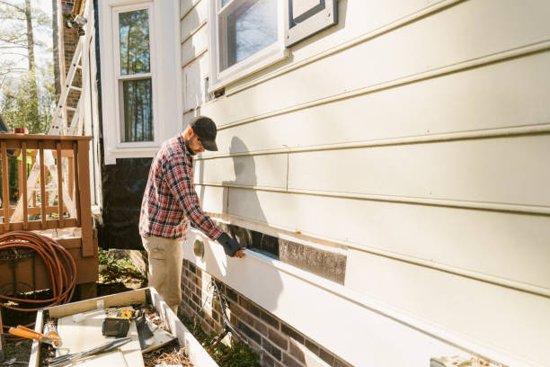 Trusted Emergency Siding Repair service in Horse Shoe, NC - Squared Siding